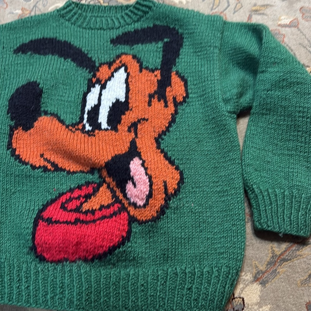 Handmade Sweater featuring Pluto - amazing!!! - Picture 2 of 7